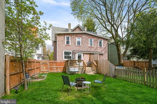 212 Atlantic Ave, Tavistock NJ 08033-3334 exterior