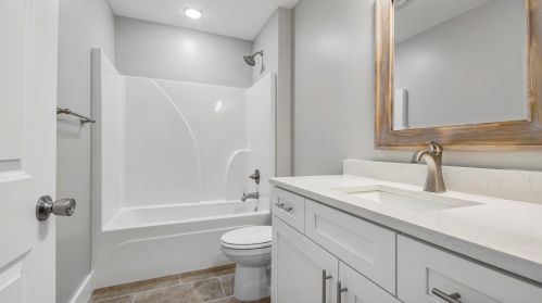 38 Country Blvd, Defuniak Springs FL exterior