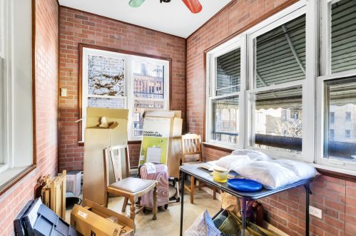 4710 Artesian Ave, Chicago IL 60659-5035 exterior