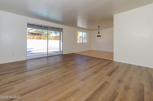 9249 29th St, Tucson AZ  85710-8013 exterior