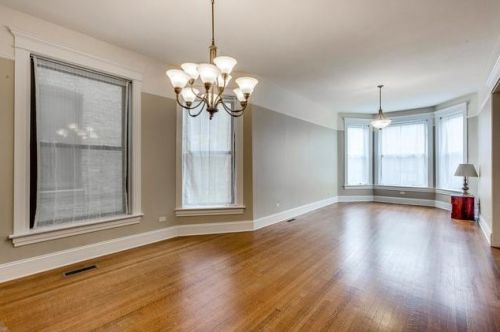 2921 Halsted St, Chicago, IL 60657-4874