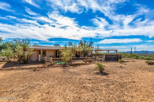 50608 33rd Ave, Phoenix AZ 85041-6330 exterior