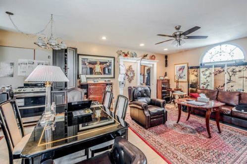 22 Freebody St, Middletown RI 02840-3548 exterior