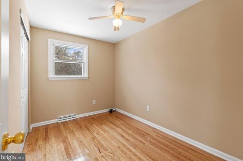 204 Blackfoot Trl, Browns Mills NJ 08015-6213 exterior