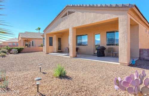 475 Calle Artistica, Green Valley AZ 85614-6160 exterior