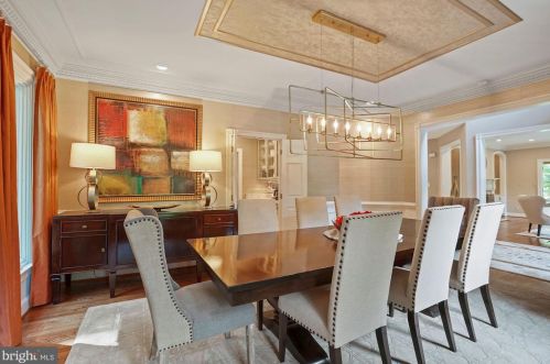 624 Live Oak Dr, Mc Lean VA 22101-1563 exterior