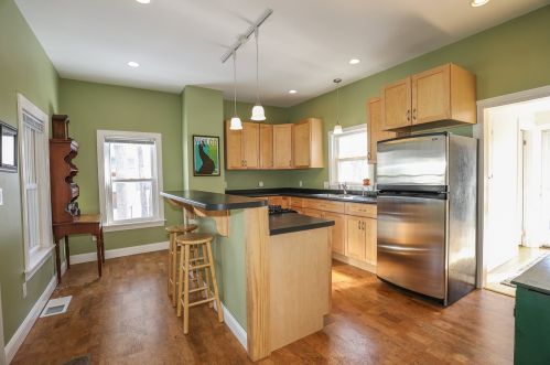 5 Perkins St, Concord NH 03301-4520 exterior