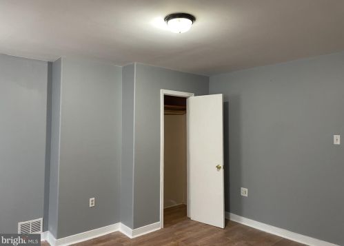 831 4 St, Camden NJ 08102-2634 exterior