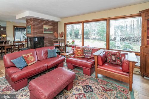 41 Manning Ln, Trenton NJ  08648-1018 exterior