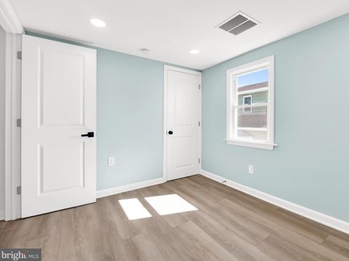 304 Cedarcroft Ave, Camden NJ 08106-1901 exterior