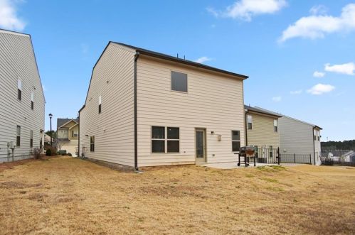 4228 May Apple Ln, Atlanta GA 30349 exterior