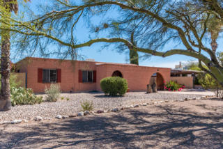 8933 Old Spanish Trl, Tucson AZ  85710-6640 exterior