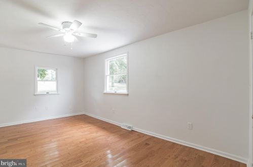 345 Pine Grove Rd, Hanover PA  17331-7702 exterior