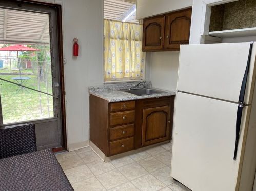 2913 Bedford Ave, Pittsburgh PA 15219-4011 exterior