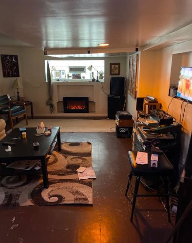 850 88 Pl, Chicago IL 60619-6908 exterior