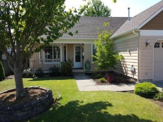 5067 Royal Ave, Eugene, OR 97402-9330