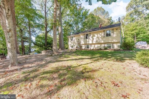 5732 Stephen Reid Rd, Huntingtown MD 20639-9769 exterior