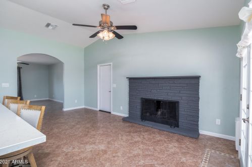 601 Shannon St, Chandler AZ 85226-6102 exterior