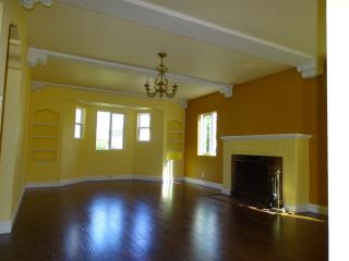 1451 Bedford St, Los Angeles CA  90035-3501 exterior