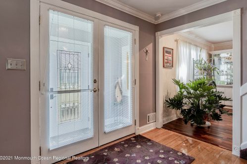 126 Lancaster Rd, East Freehold NJ 07728-3111 exterior