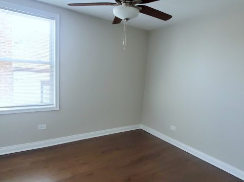 6219 Nagle Ave, Chicago IL 60638-4207 exterior