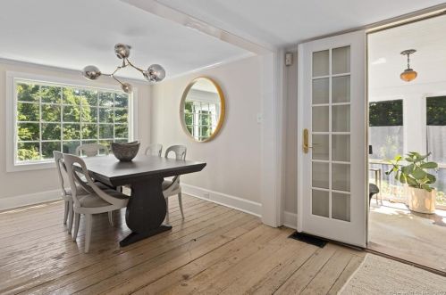 236 Norwalk Rd, Norwalk CT 06850-4318 exterior