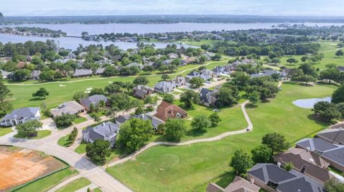 19 Greenview St, Montgomery TX  77356-8456 exterior