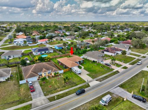 2356 Savona Blvd, Fort Pierce FL  34953-2215 exterior