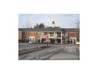 5832 Tiffany Ct, Cleveland, OH 44124-4094