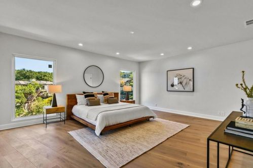 1027 Challenger, Austin TX 78734-4211 exterior