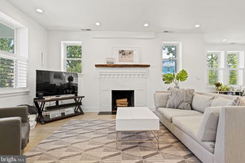 5521 3rd St, Washington, DC 20011-2114