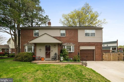 319 Crestwood Ave, Tavistock, NJ 08033-2917