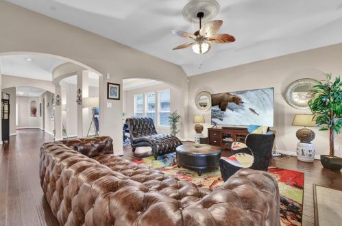 8118 12 Fairway Ln, Humble TX 77346-1716 exterior