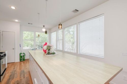 710 45th St, Austin TX  78751-4012 exterior