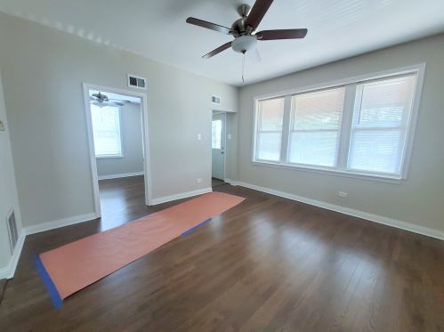 6219 Nagle Ave, Chicago IL 60638-4207 exterior