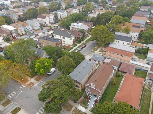 2454 54 St, Chicago IL 60632-2606 exterior