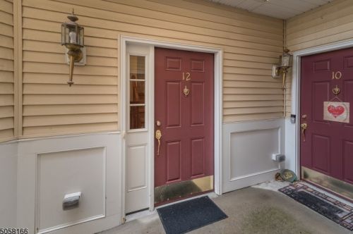 12 Ashley Ct, Paterson, NJ 07506-2264