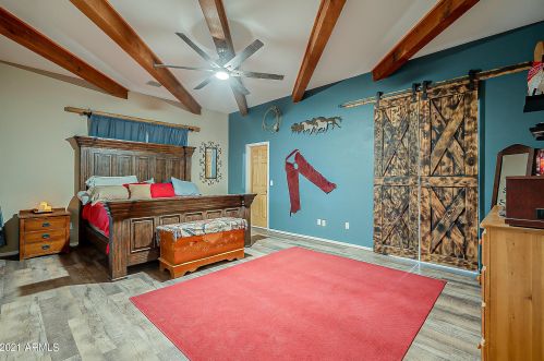 45231 18th St, Phoenix AZ 85022-4560 exterior