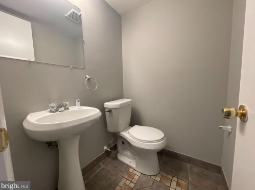 204 Providence Forge Rd, Limerick PA  19468-2953 exterior