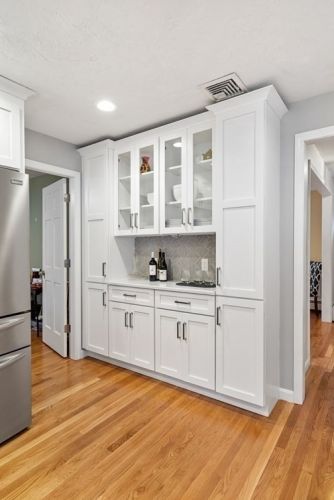 31 Candlestick Rd, North Andover MA 01845-3235 exterior