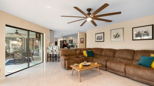 10235 Crosswind Rd, Boca Raton FL 33498-4739 exterior