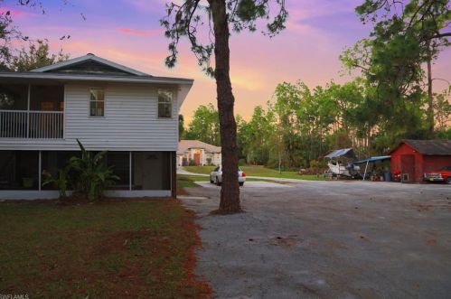 1081 20 Ave, Naples FL 34120-3402 exterior