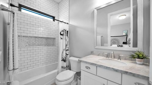 8723 9th Ave, Phoenix AZ  85021-4451 exterior