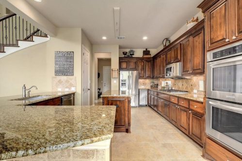 309 Emerald Rdg Dr, Austin TX 78732-1235 exterior