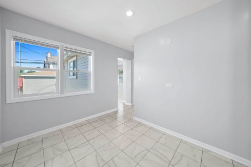 6538 Foster Ave, Chicago IL  60656-2245 exterior