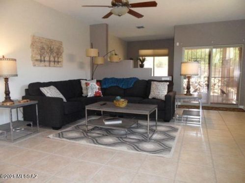 5416 Mesquite Bosque Way, Tucson AZ  85704-1759 exterior