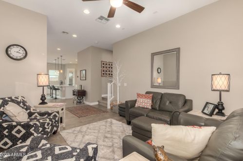 1934 Wisteria Dr, Chandler AZ 85286 exterior