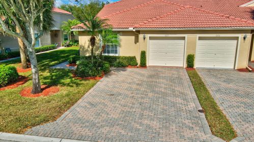 5157 Toscana Trl, Boynton Beach, FL 33437-2003