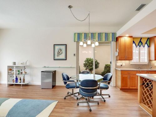 5934 Bermuda Ln, Naples FL 34119-9509 exterior