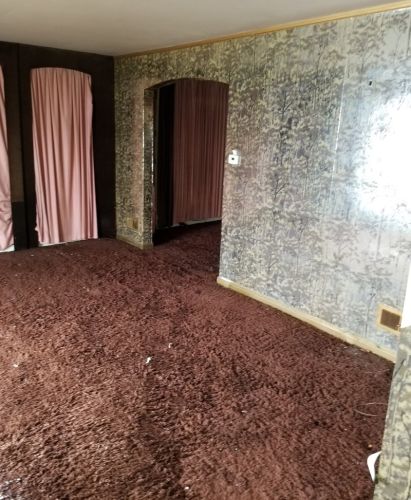 8205 Elizabeth St, Chicago IL 60827-5808 exterior